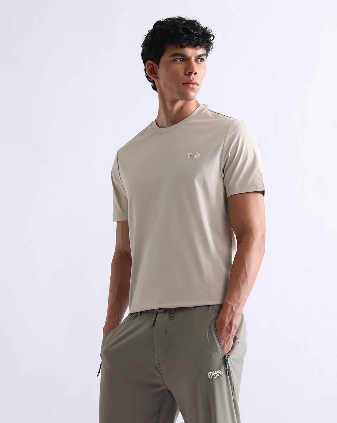 Men Embossed  Slim Fit Crew-Neck T-Shirt