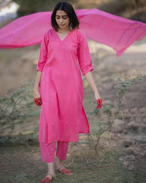 ANNI DESIGNER Women V-Neck Straight Kurta Set