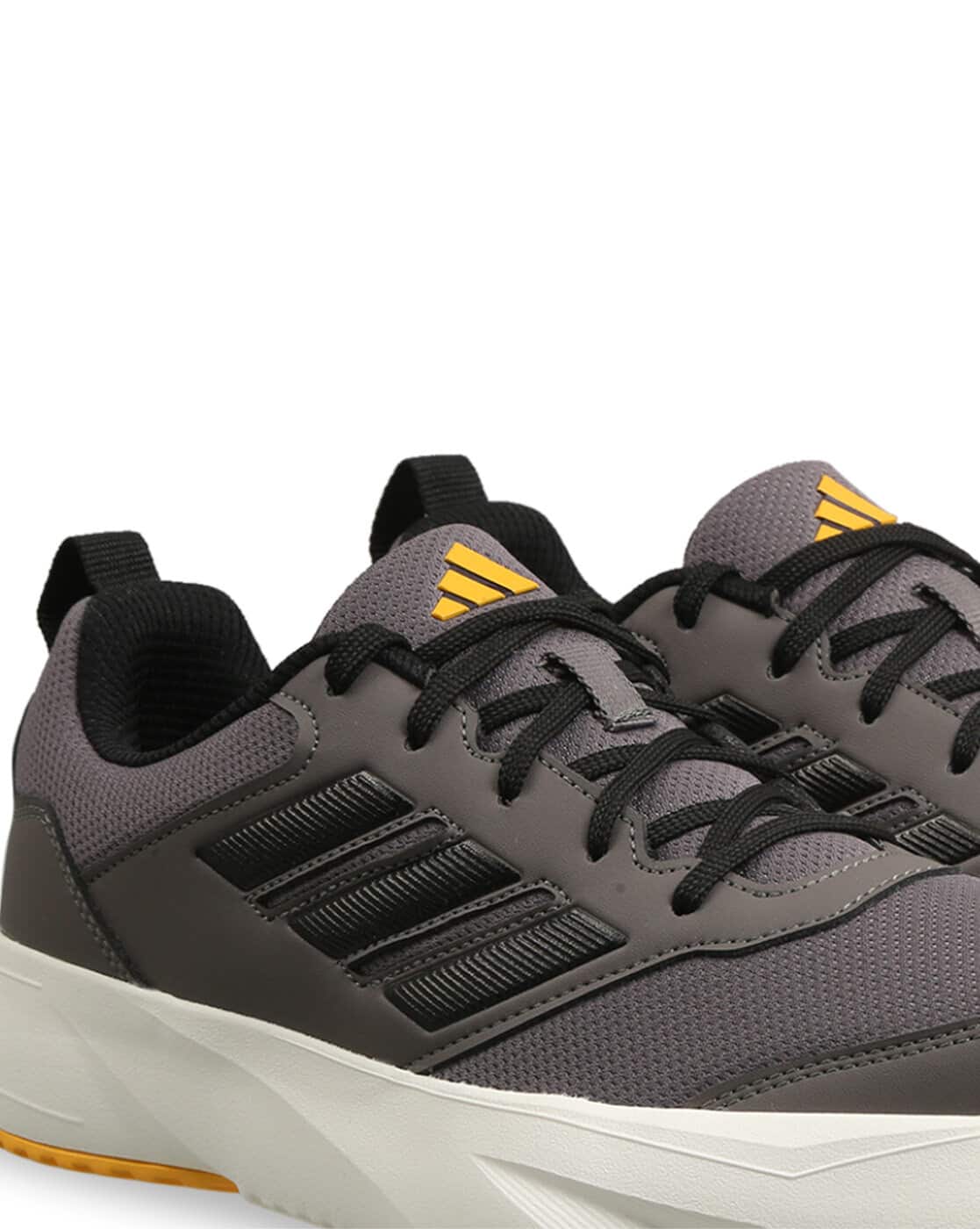 Price History - ADIDAS Men Base Switch M Shoes - ₹1560 at ajio