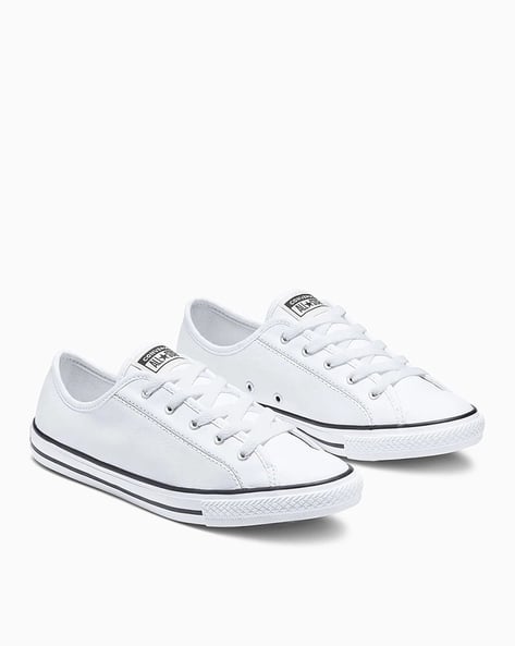 CONVERSE Women Chuck Taylor All Star Dainty Low-Top Leather Sneakers