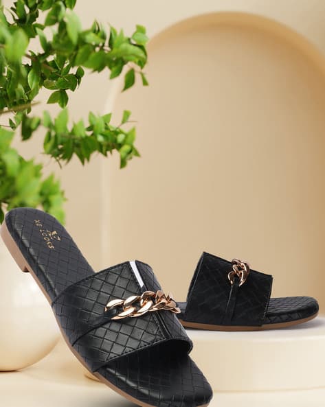 XE LOOKS Women Logo Print Slip-On Flat Sandals