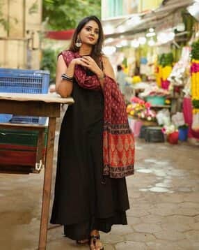 svaraa Women Round-Neck A-Line Kurta Suit Set-picture-23