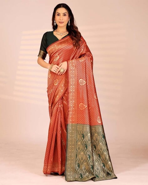 Nyrika Women Banarasi Silk Saree with Contrast Border