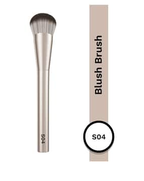 S04 Blush Brush
