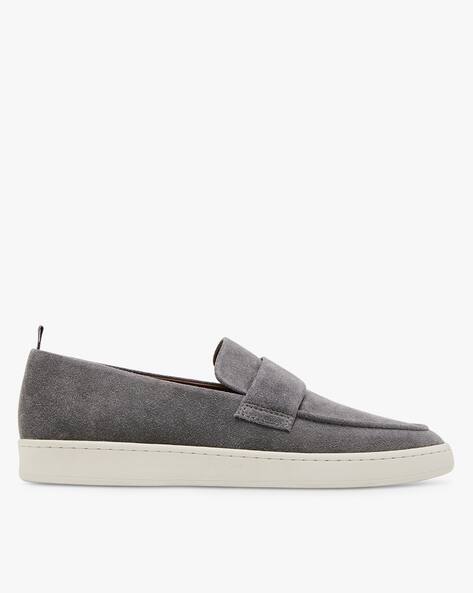 Buy Grey Casual Shoes for Men by STEVE MADDEN Online | Ajio.com display picture 1