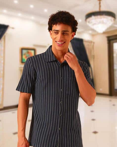 Alpha Tribe Men Striped Regular Fit Shirt with Short Sleeves