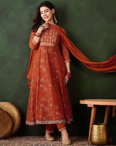 Nyrika Women Floral Print Anarkali Kurta Set