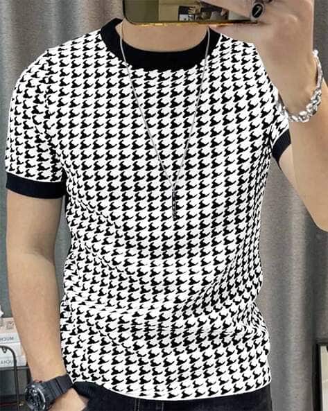 KAJARU X AG Men Houndstooth Regular Fit Round-Neck T-Shirt