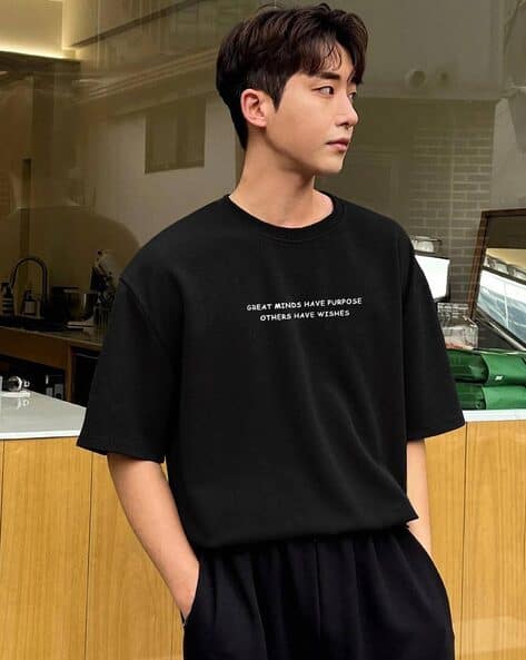 KOTTY Men Typographic Regular Fit T-shirt