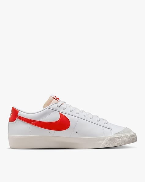 Blazer Low 77 Vintage Lace-Up Sneakers