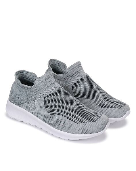 Mid-Top Textured Slip-on Shoes 