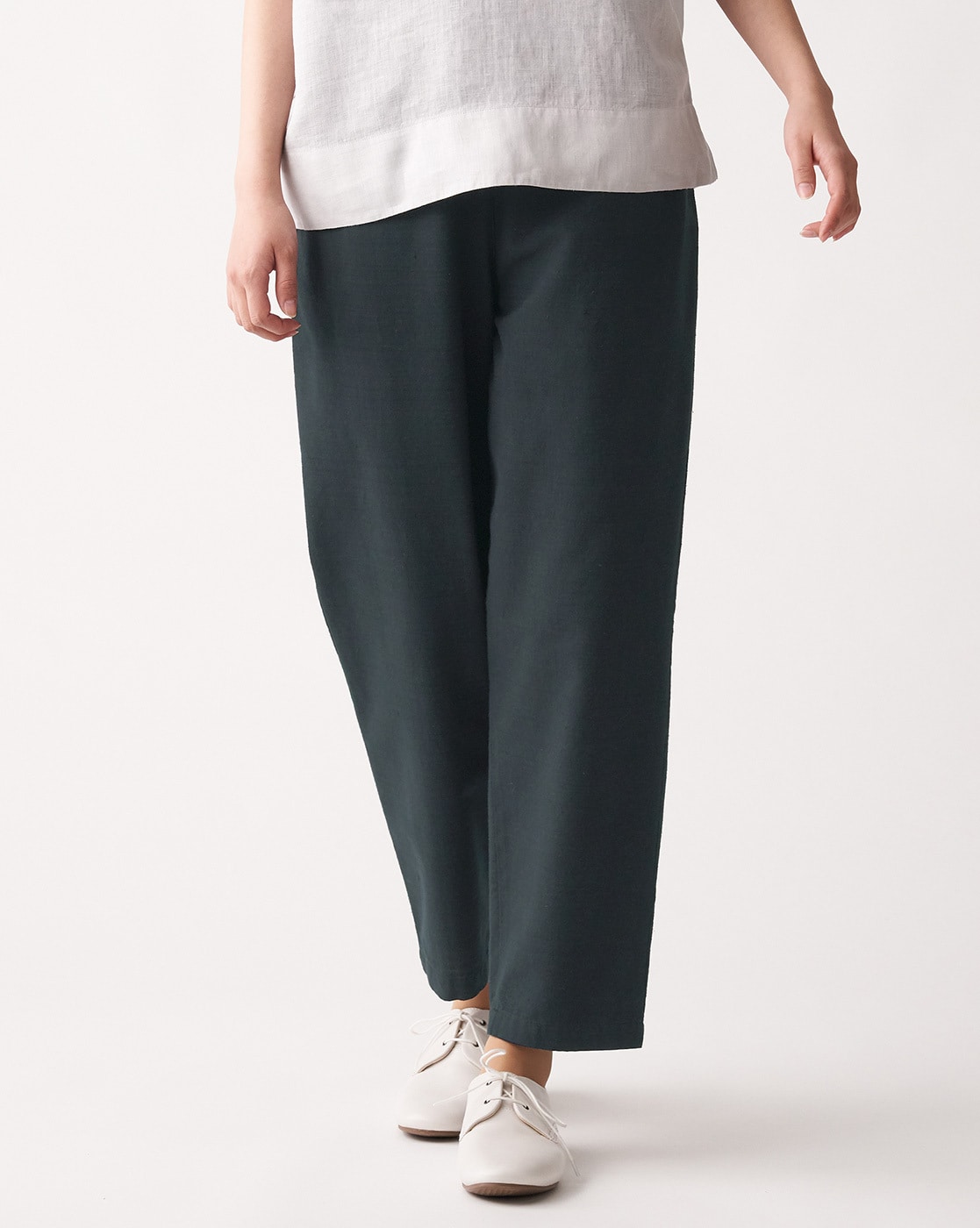 Buy Blue Trousers & Pants for Women by MUJI Online | Ajio.com