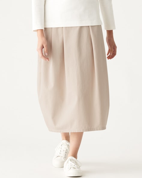 beige skirt stretch