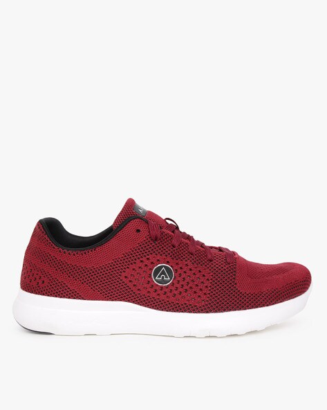 airwalk maroon shoes