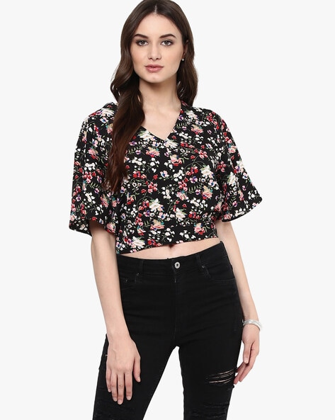 Buy Harpa Women Black Striped Top Online at Best Prices in India - JioMart.