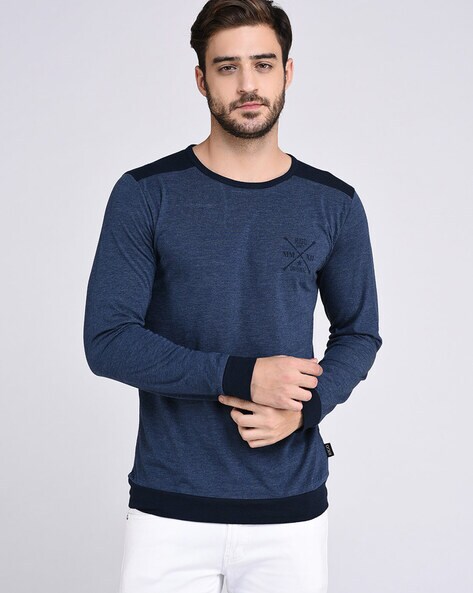 Solid Slim Fit Crew- Neck T-shirt with Contrast Panels