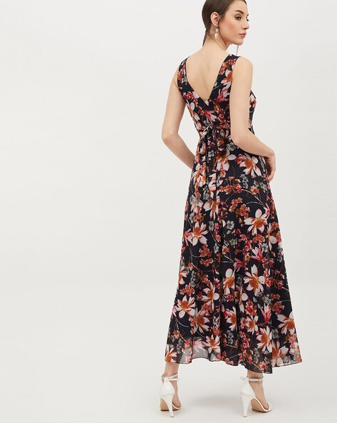 V-Neck Sleeveless Maxi Dress — YELLOW SUB TRADING
