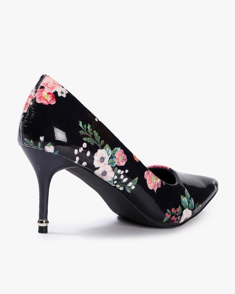 Truth Floral Knotted Stiletto Heels Pumps Black- Who What Wear | Pumps heels  stilettos, Black pumps heels, Stiletto heels