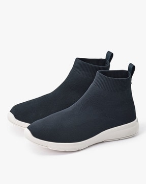 muji slip on shoes