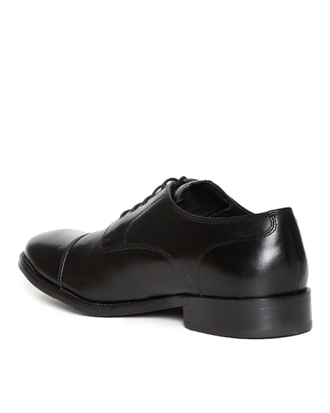 Cole haan benton hot sale cap toe derby