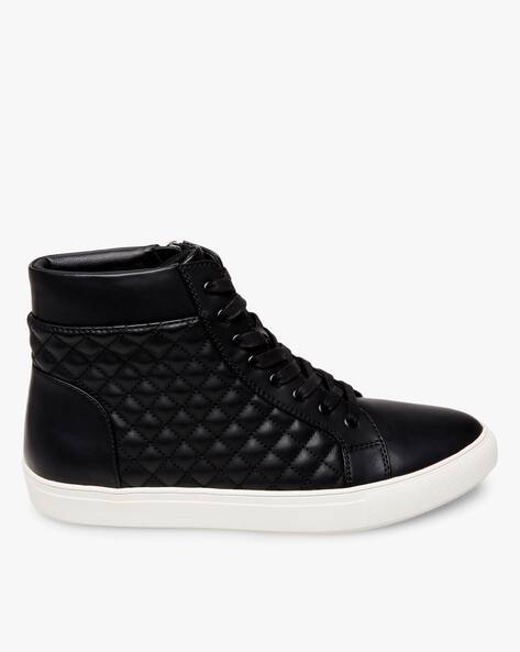 steve madden black quilted shoes