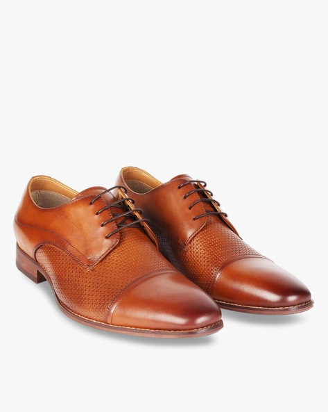 textured derby shoes