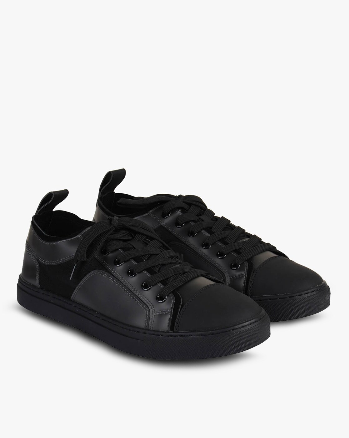 steve madden casual sneakers