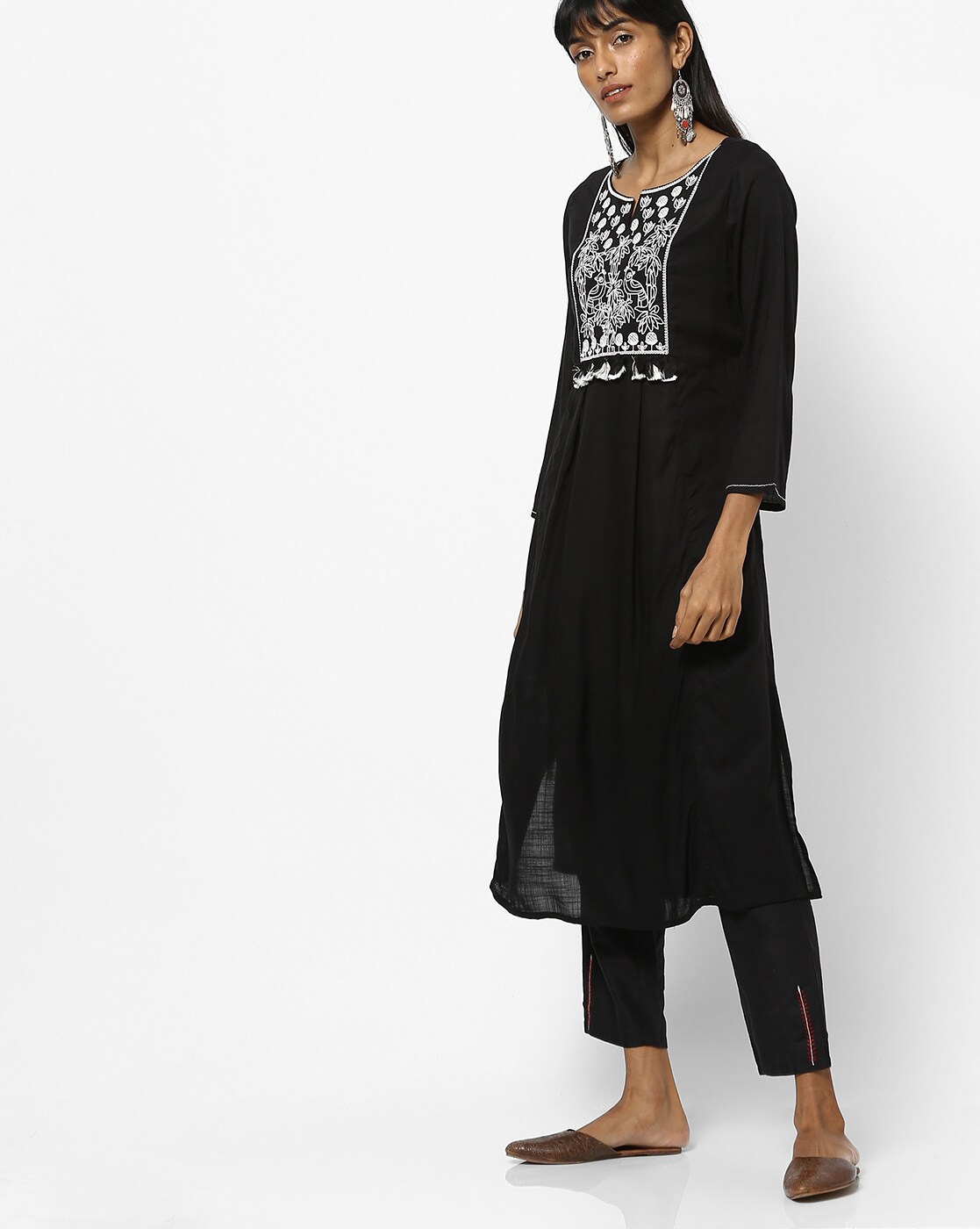 Buy black Kurtas u0026 Kurtis for Women by Global Desi Online | Ajio.com