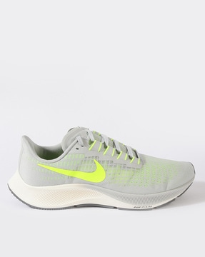 Best Offers on Nike air shoes upto 20 