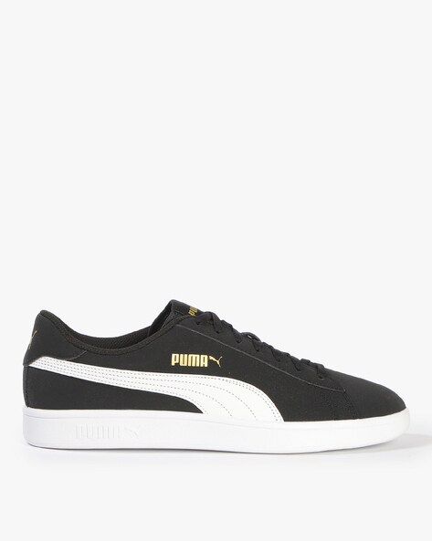Smash v2 Buck Low-Top Lace-Up Shoes