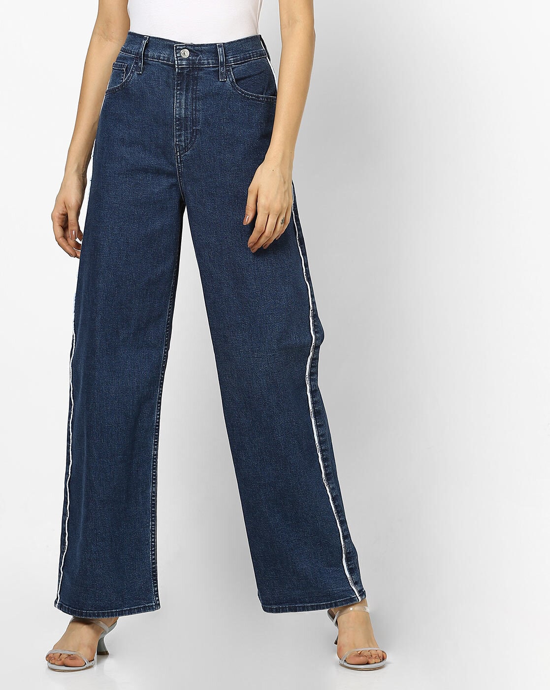 Buy Blue Jeans & Jeggings for Women by LEVIS Online 