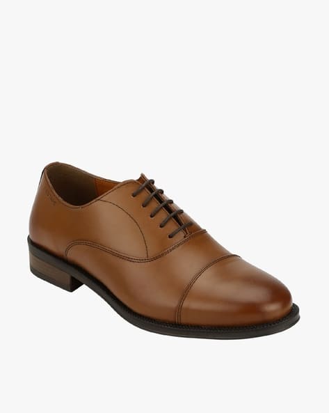 Toe-Cap Oxford Shoes (Image - 1)