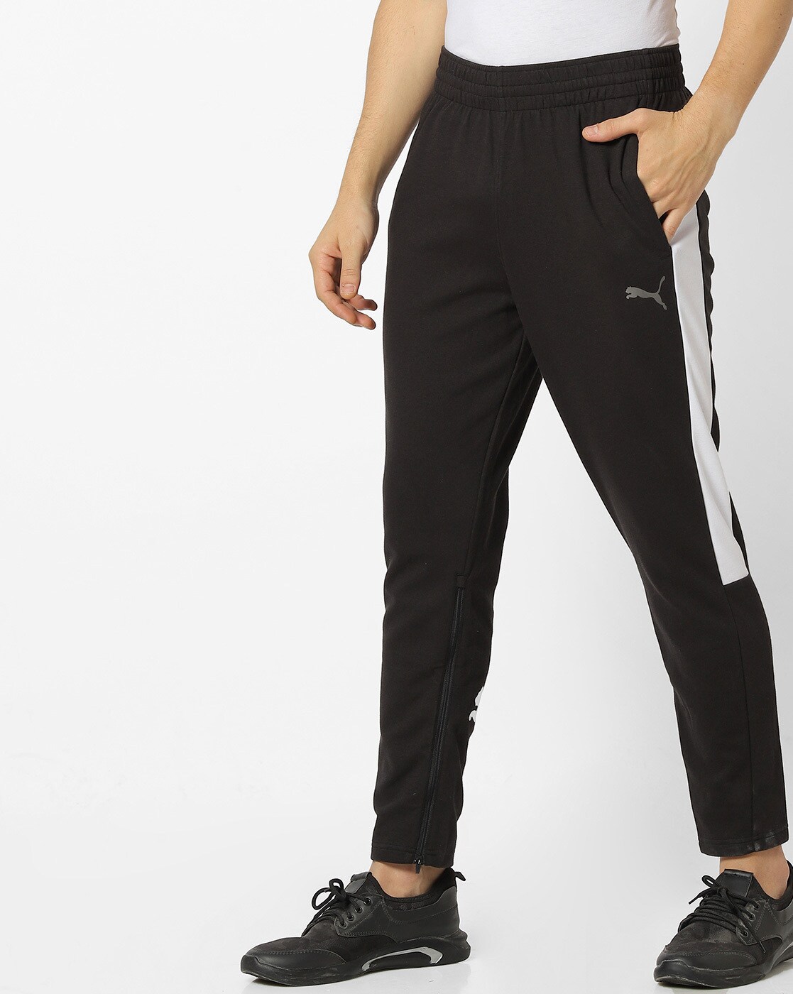 Buy Puma Men Black Solid SPEED Long Running Tights - Tights for Men 7187062  | Myntra