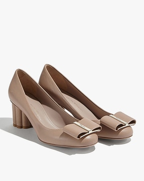 Ferragamo flower hot sale heel pump