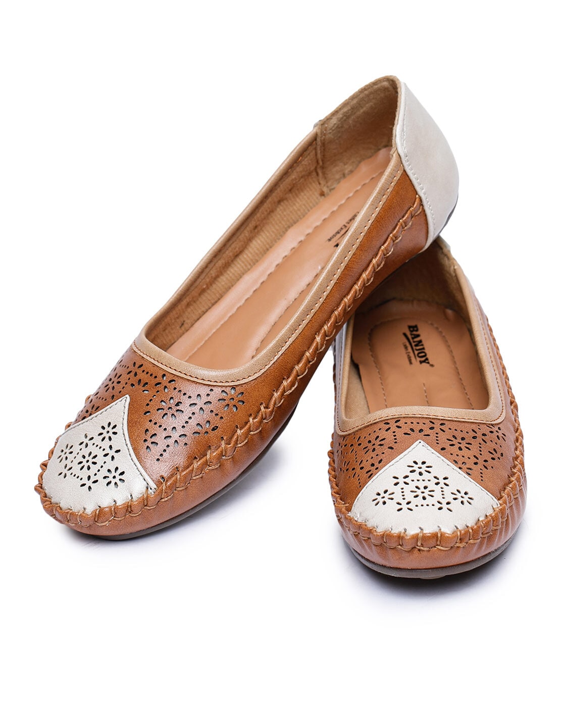 tan coloured flat shoes