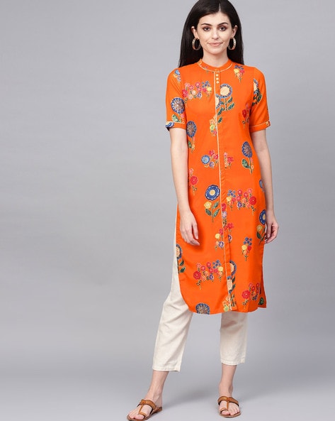 Buy SWARA Creations : Printed kurti with half collar and buttons in neck at  Amazon.in
