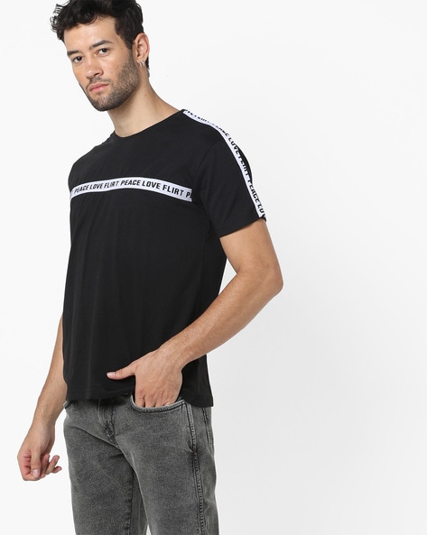 Deezeno store t shirt