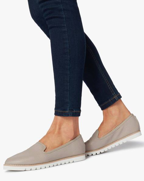 dunes slip on sneakers