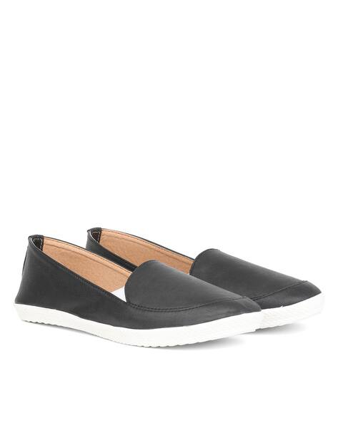 ajio slip on shoes