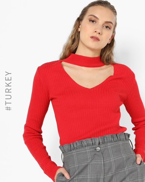 red choker sweater