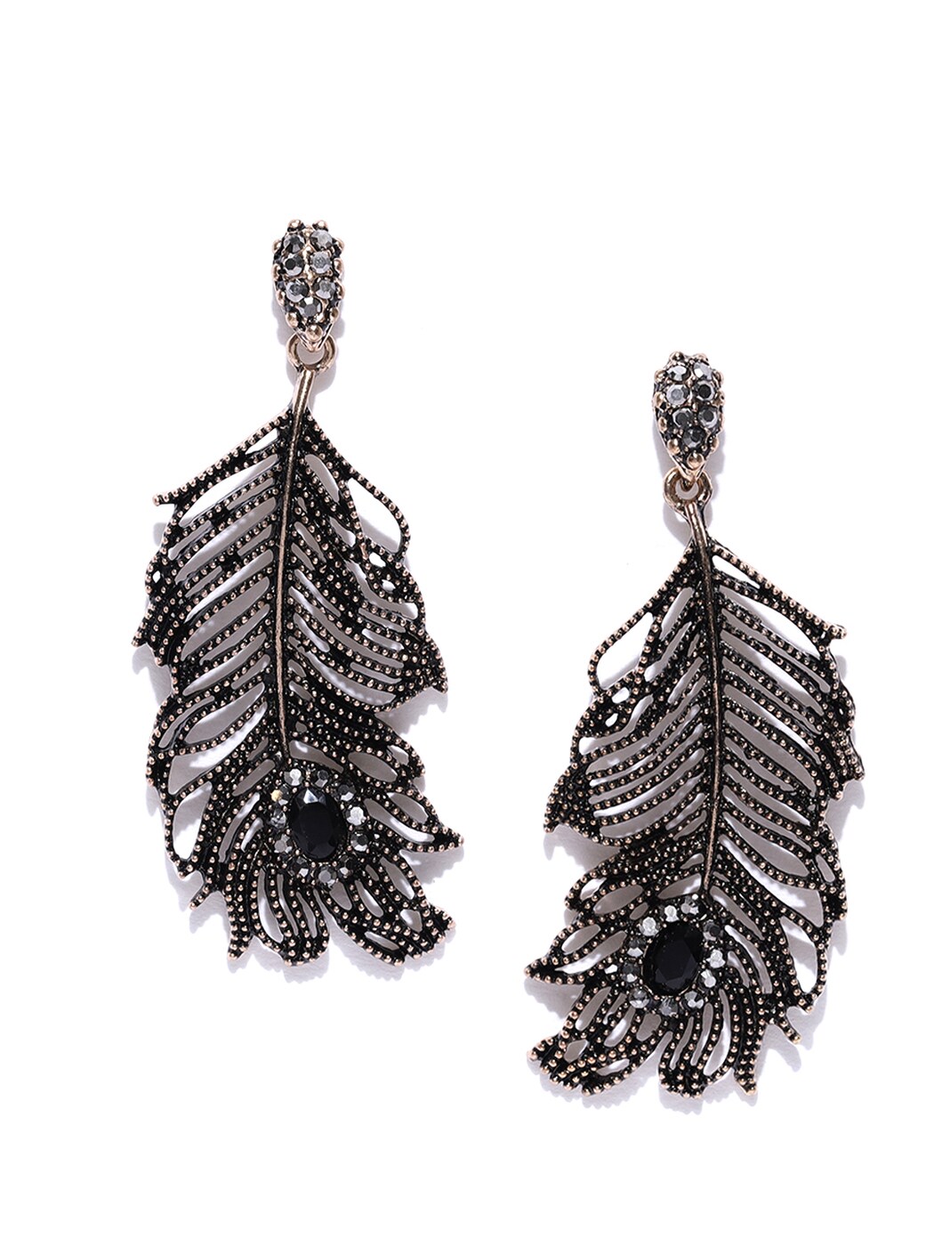 black danglers