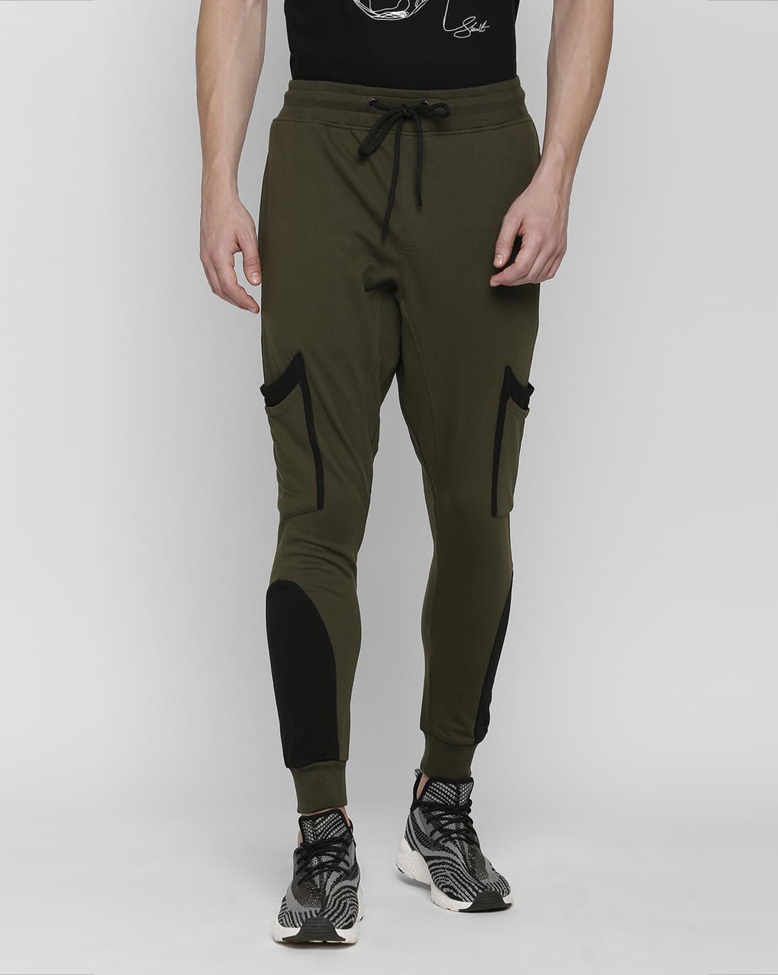 skult joggers