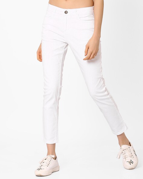 white jeans ankle