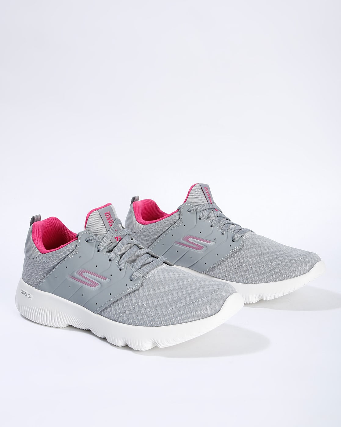 Go Run Focus-Approach Textured Lace-Up Sports Shoes