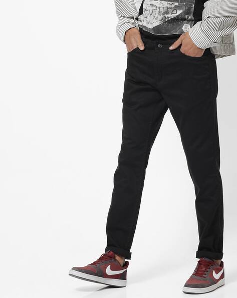slim fit tapered pants