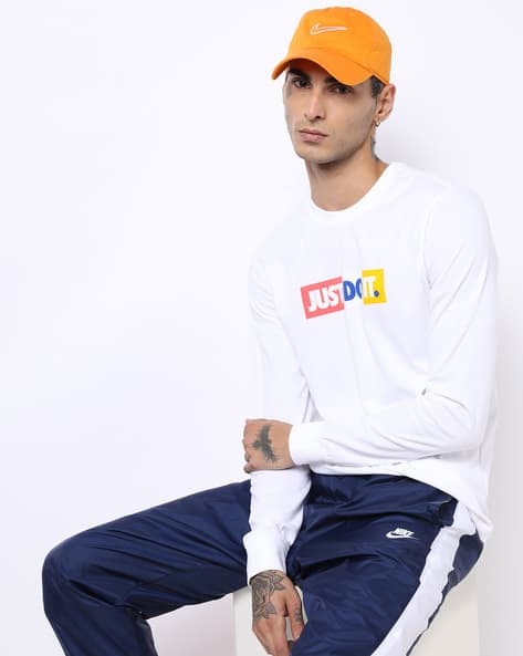 Buy White Tshirts for Men by NIKE Online