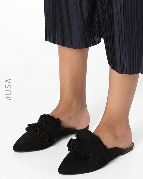 Qupid black sale mules