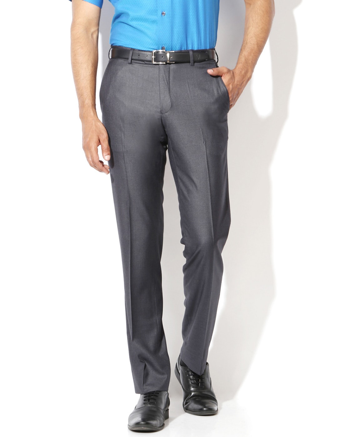 VAN HEUSEN Slim Fit Men White Trousers - Buy VAN HEUSEN Slim Fit Men White  Trousers Online at Best Prices in India | Flipkart.com