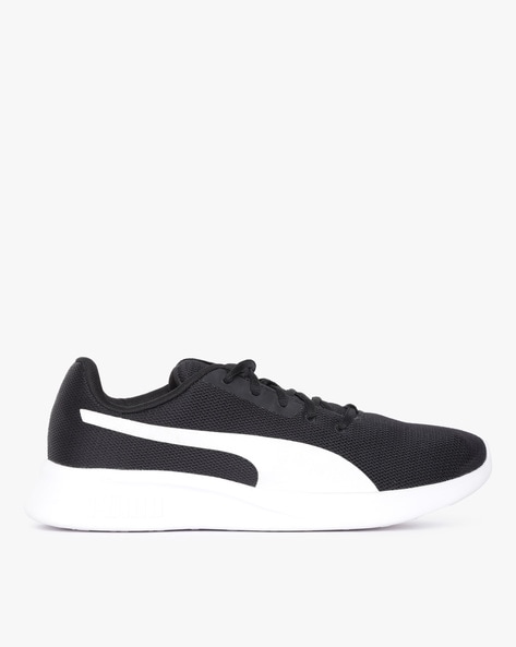 Puma black running store sports shoes