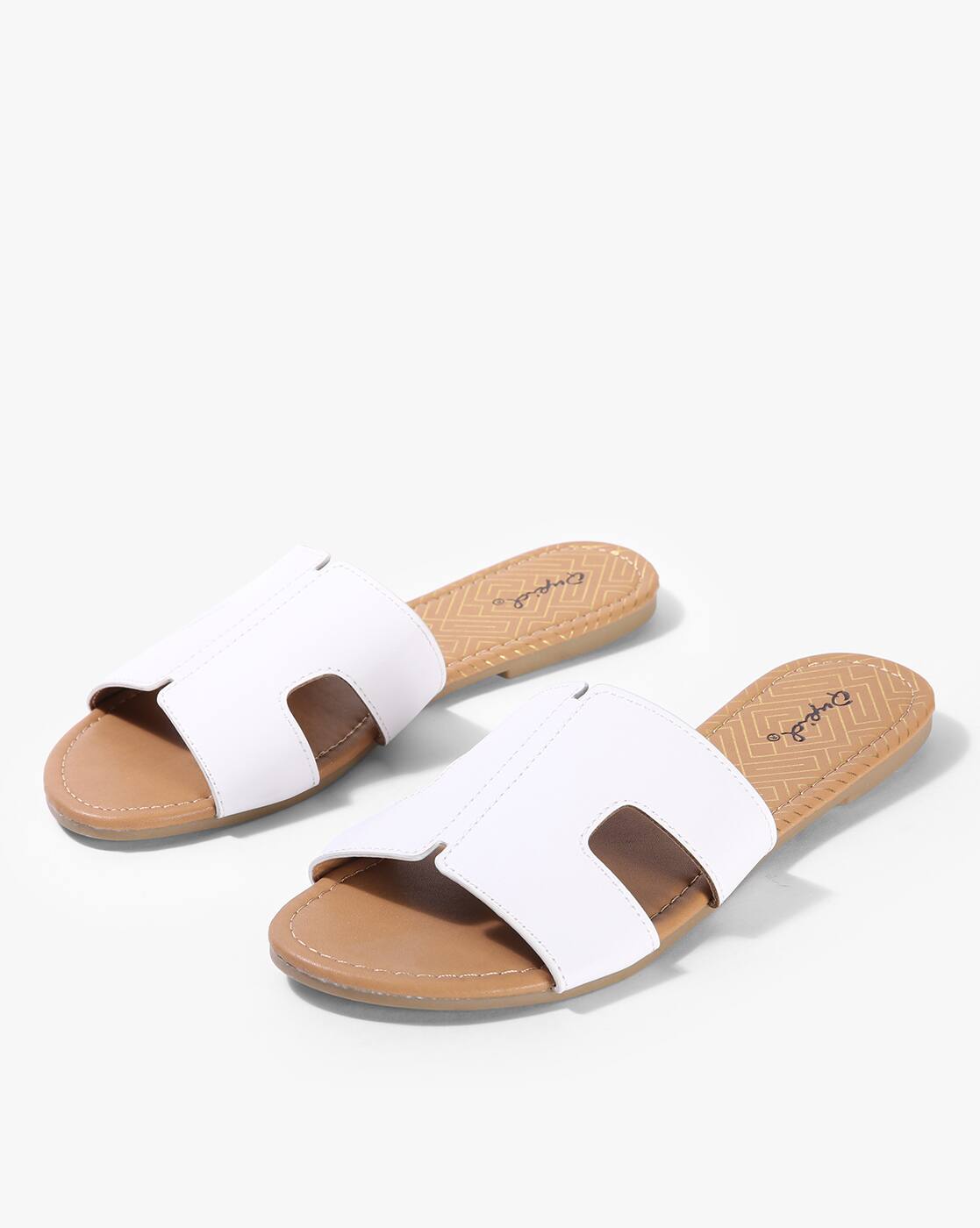 qupid white sandals